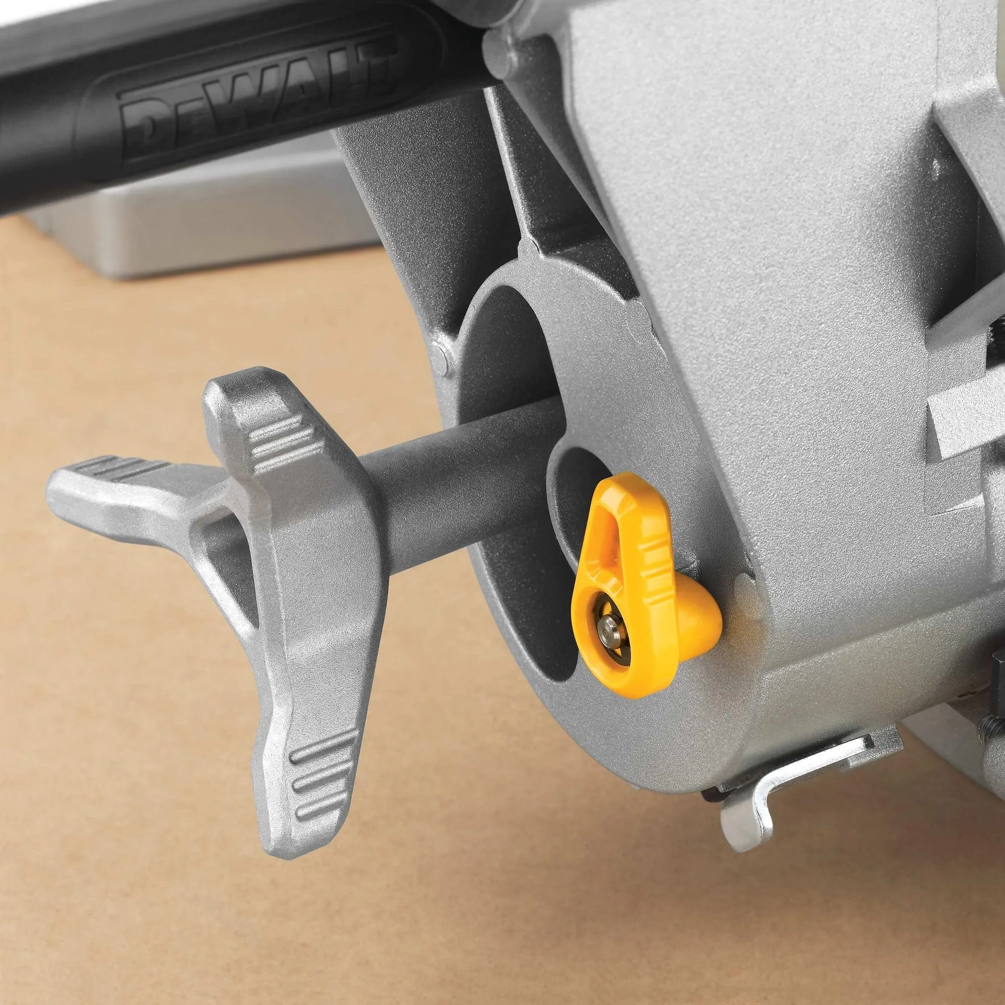 DEWALT Double Bevel Sliding Miter Saw, 12-inch, Compound (DWS780)