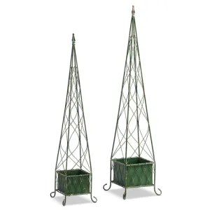 Distressed Garden Obelisk