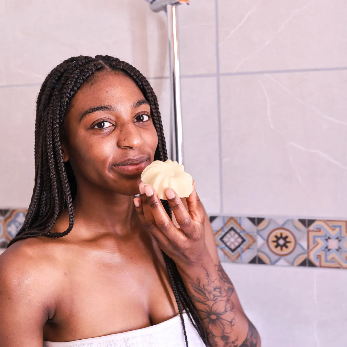 Lamazuna Solid Conditioner Bar - Detangling & Nourishing