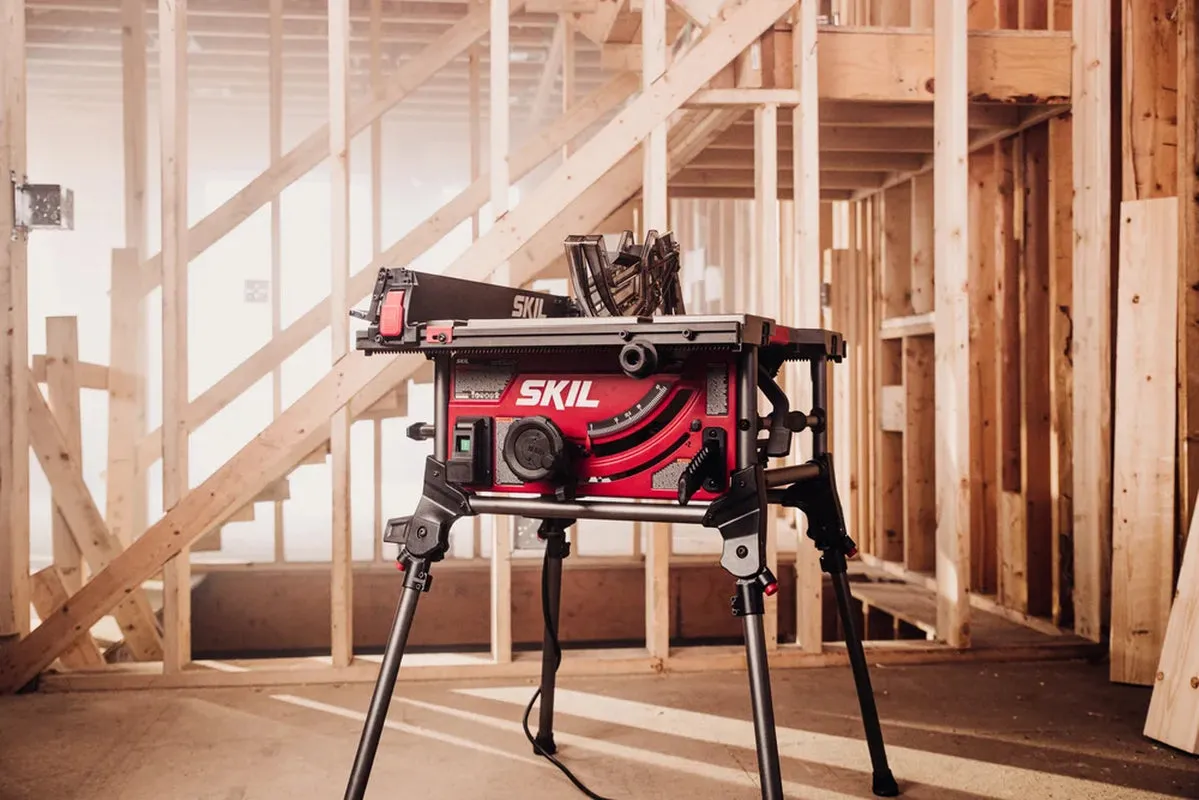 SKIL 15 Amp 10 inch Portable Jobsite Table Saw with Folding Stand, 24 Tooth Blade, Model  TS6307-00