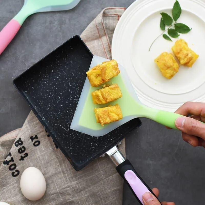 Temperature Resistant Silicone Pan Turner